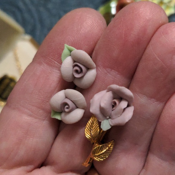 English Bone China Jewelry Lot 2 A-189 - Picture 3 of 9